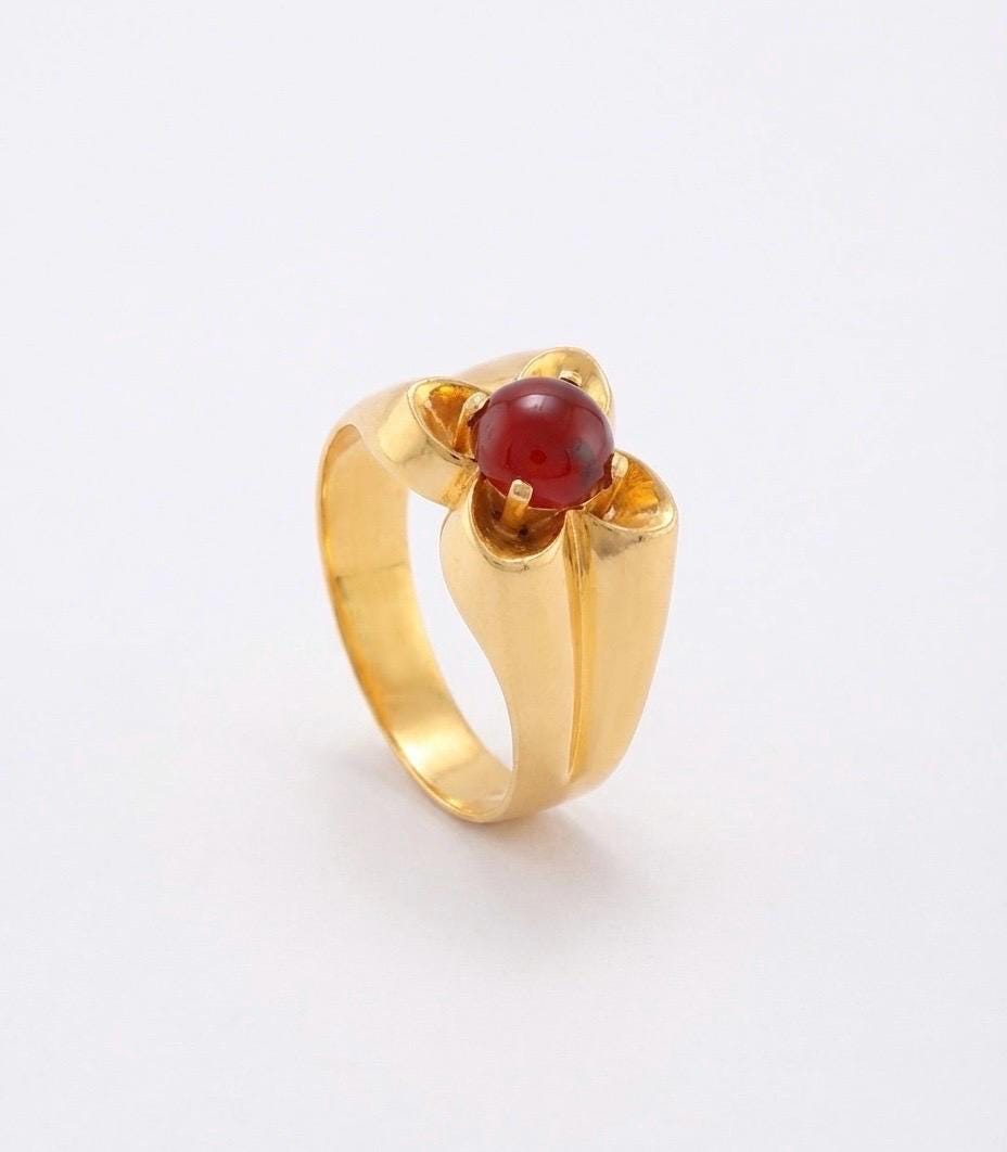 Red Aqeeq Ring - Women
