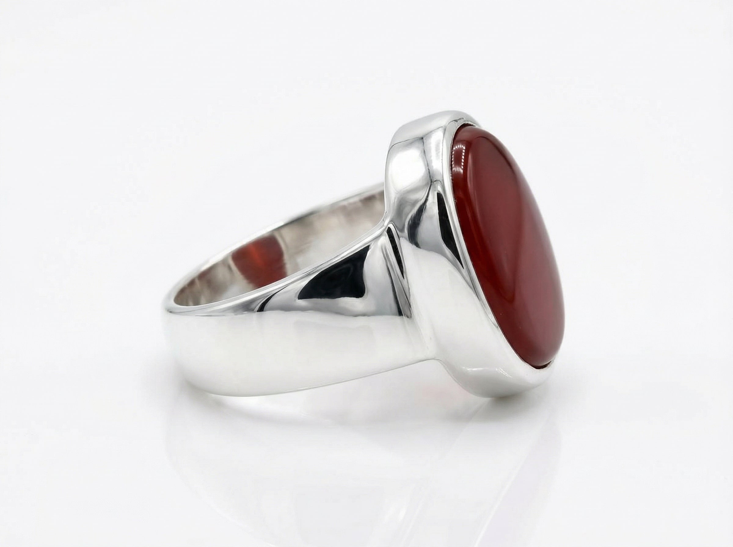 Red Aqeeq Ring - Men