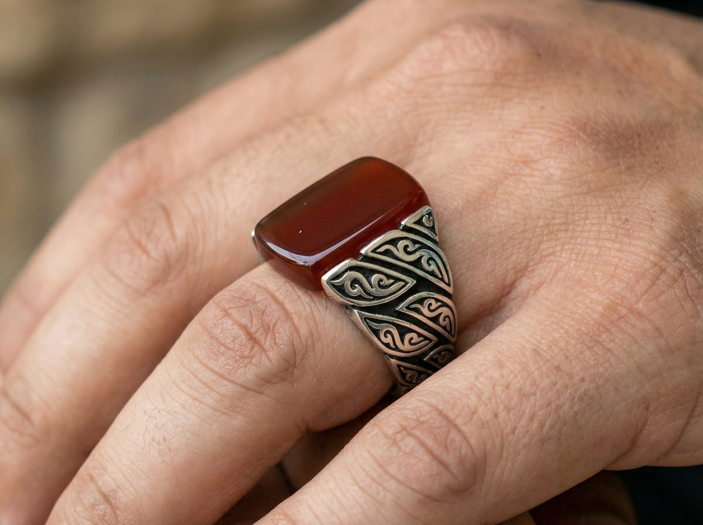 Red Aqeeq Ring - Men