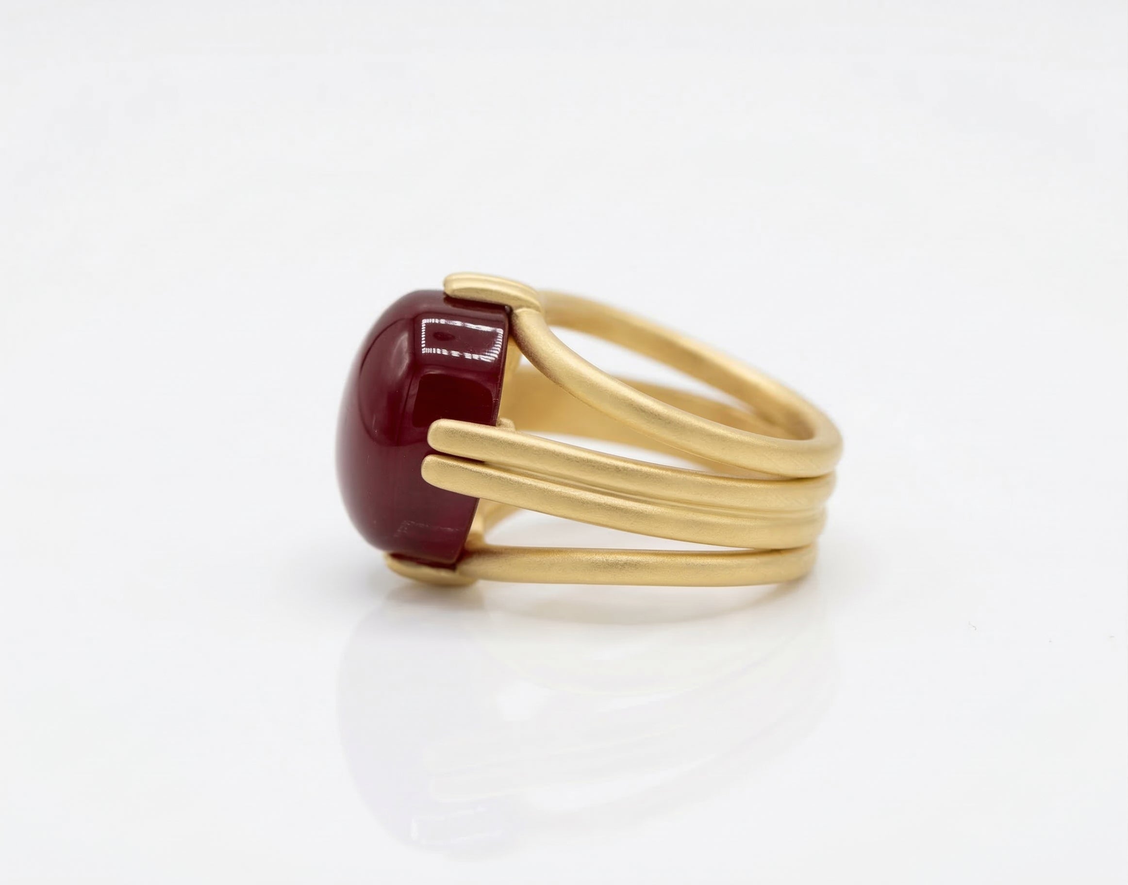 Red Aqeeq Ring - Women